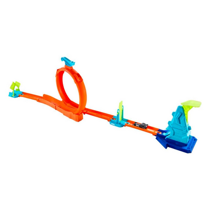 Hot Wheels Stunt Trucks Akrobatik Yarış Pisti Oyun Seti