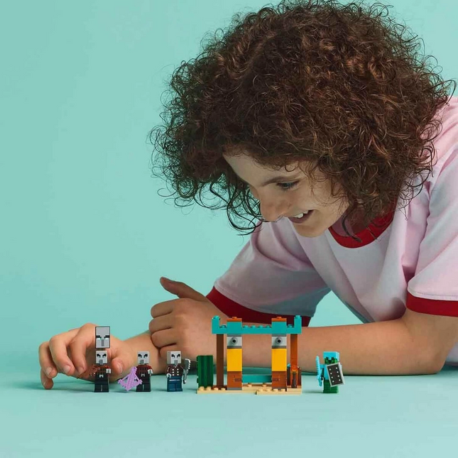 LEGO Minecraft Serseri Köylü Çöl Devriyesi 21267