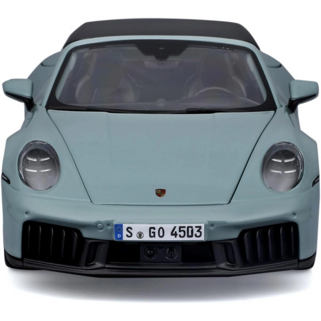 Maisto 1/18 Porsche 911 Targa 4 GTS Araba