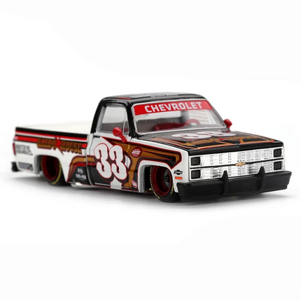 Mini GT 1/64 Kaido House Chevrolet Silverado KAIDO Intimidator V1