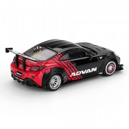 Mini GT 1/64 Toyota GR86 LB Nation Advan