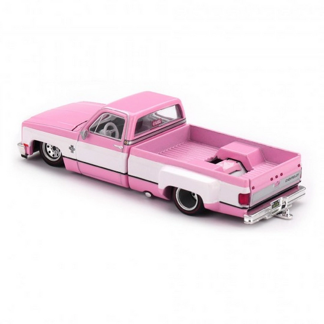 Mini GT X KaidoHouse 1/64 Chevrolet Silverado Dually Vintage Spec V2