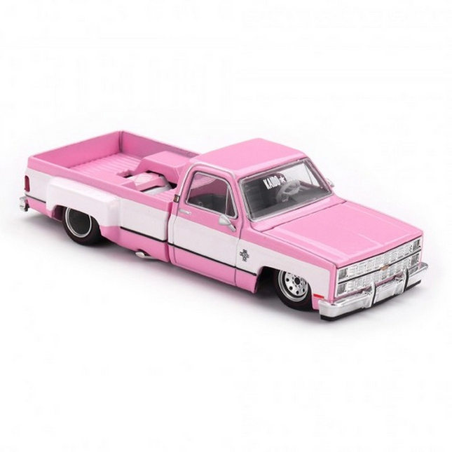 Mini GT X KaidoHouse 1/64 Chevrolet Silverado Dually Vintage Spec V2