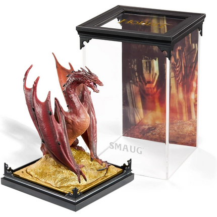 Noble Collection- Magical Creatures Smaug Diorama