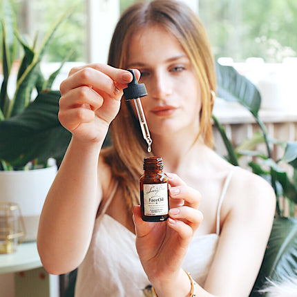 Luxy Bio Rose Face Oil Calms Hydrates Protects All Skin Types 1 oz / 30 ml and 0.17 oz 5ml Travel Size