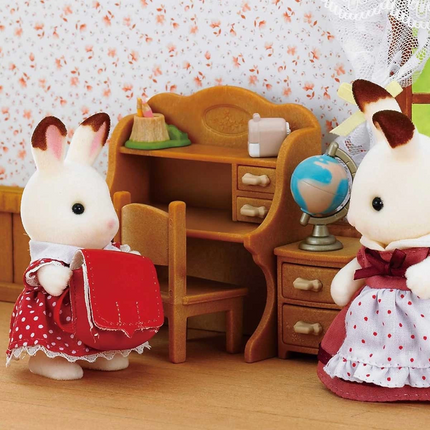 Sylvanian Families Rabbit Sister Desk 5016
